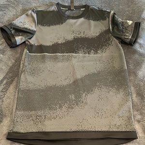 Boys Adidas size medium tee